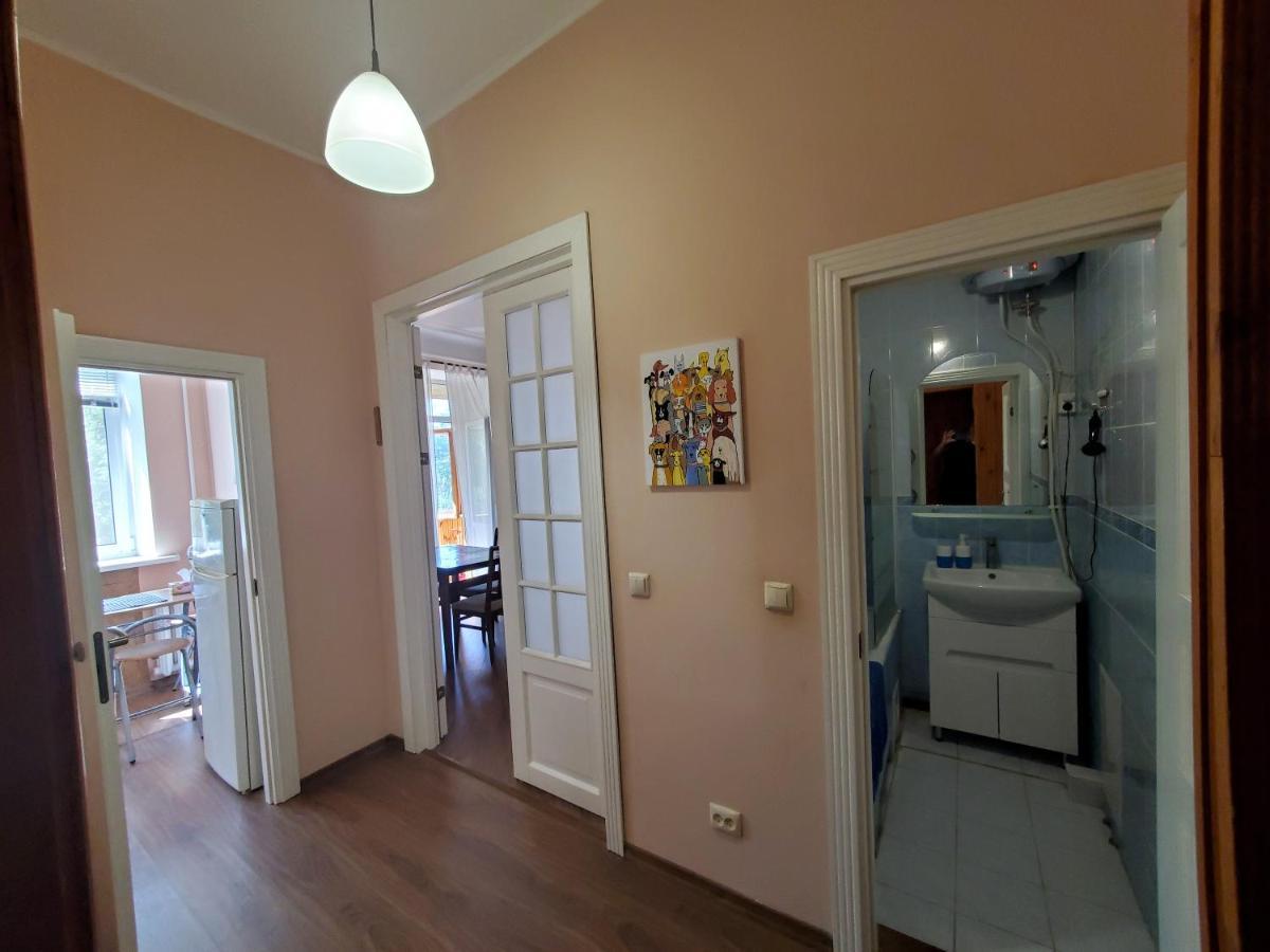 公寓 Location 60m2 In Old Fast Wifi Selfchekin Kiev