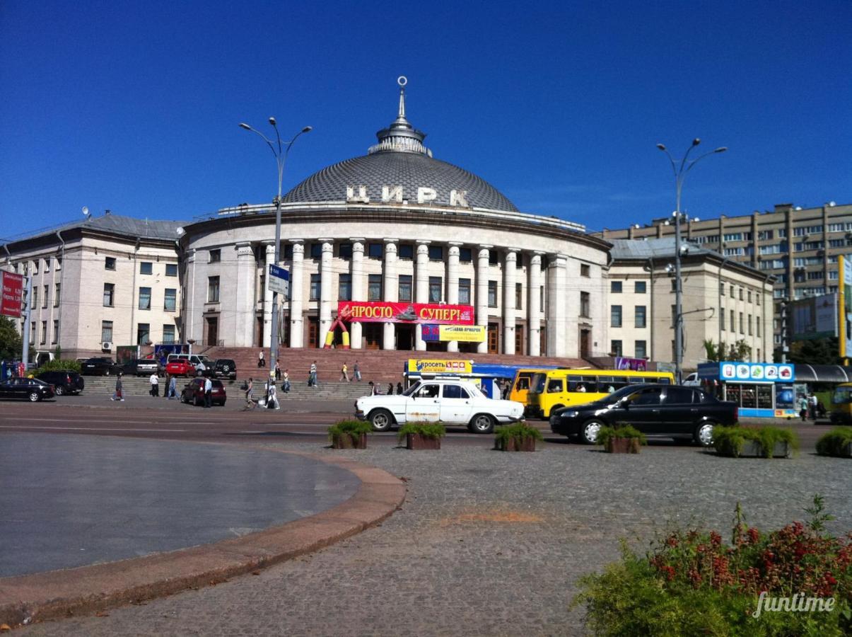 Apartment Location 60m2 In Old Fast Wifi Selfchekin Kiew